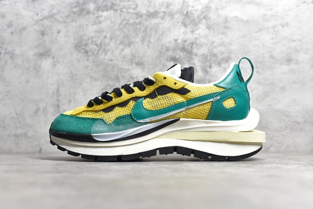 Sacai x NK VaporFly Yellow