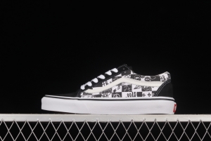 Vans Old Skool timeless classic plaid black and white graffiti print shoes VN0A7Q2J6U6