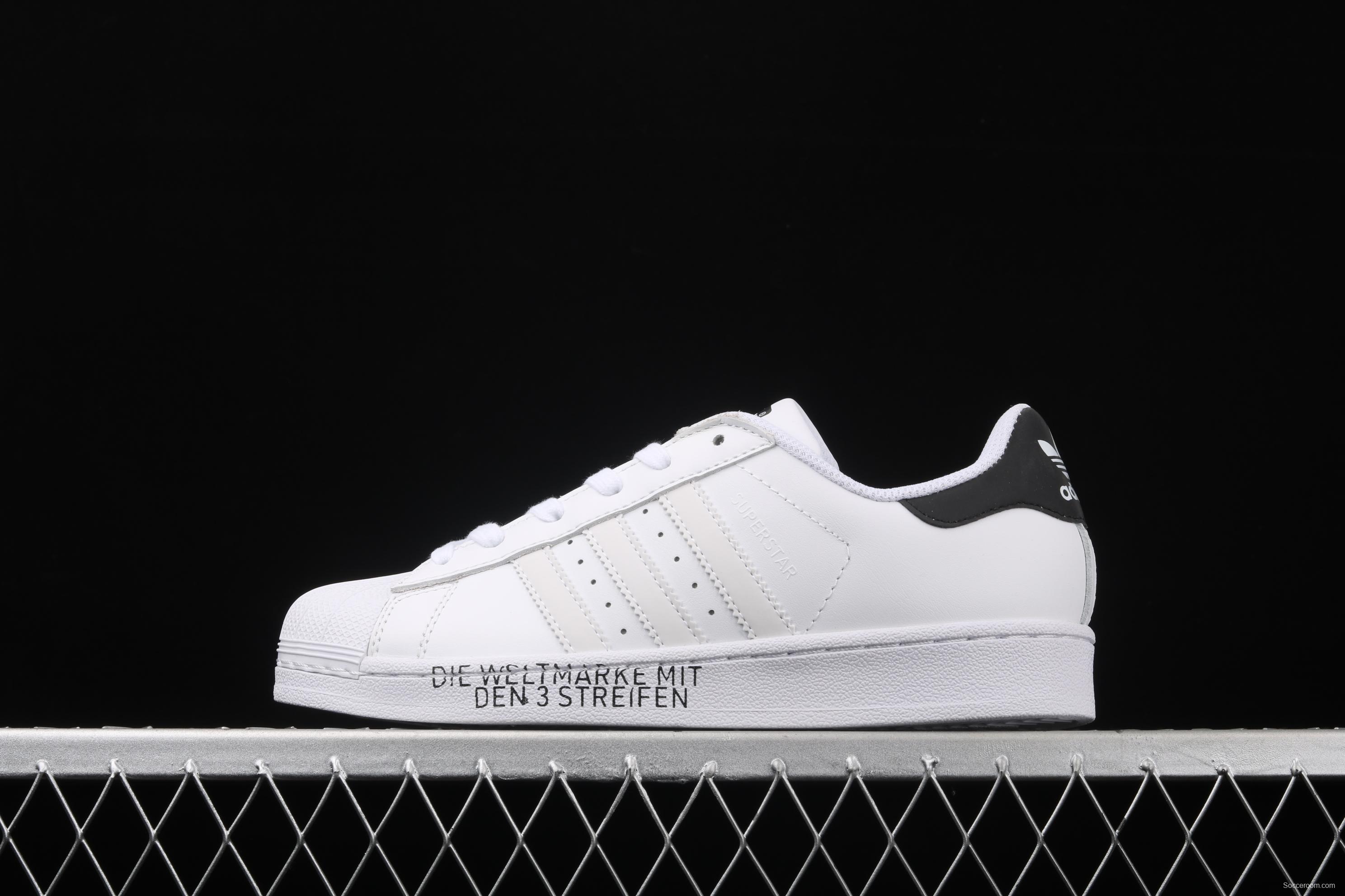 Adidas Superstar FV2810 letter graffiti shell head classic leisure sports board shoes