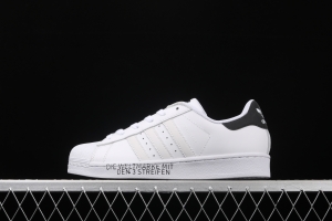 Adidas Superstar FV2810 letter graffiti shell head classic leisure sports board shoes