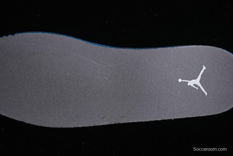 Nike Air Jordan 1 Low "Metallic Silver" Casual Sneakers with Metallic Accents - FN5030-001