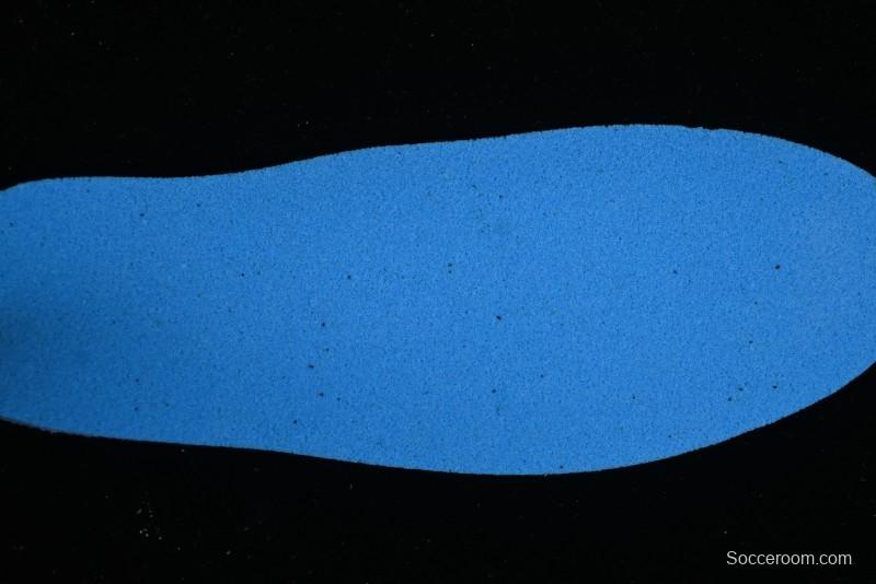 Vans Hylane Series Retro Sneakers with Iconic Side Stripe Design - VN000D269X1