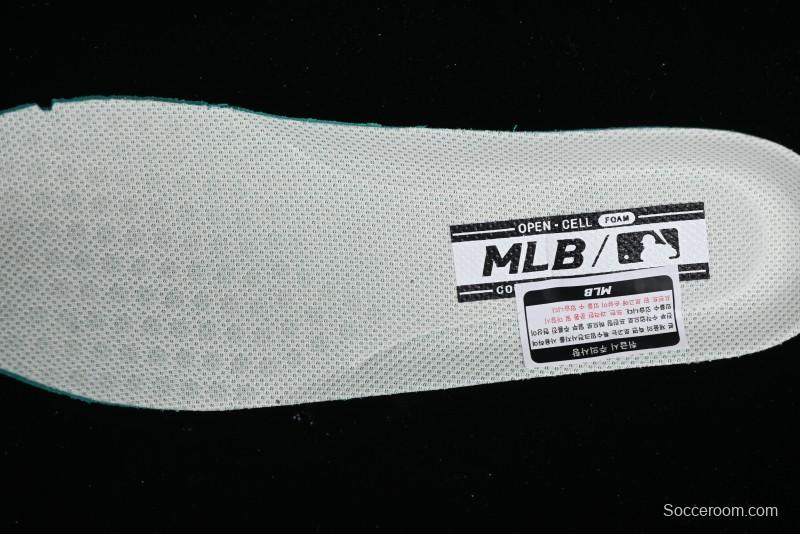 MLB Chunky Liner Basic Height Increasing Platform Sneakers with 6cm Inner Lift - 3ASXCLD4N50BLS