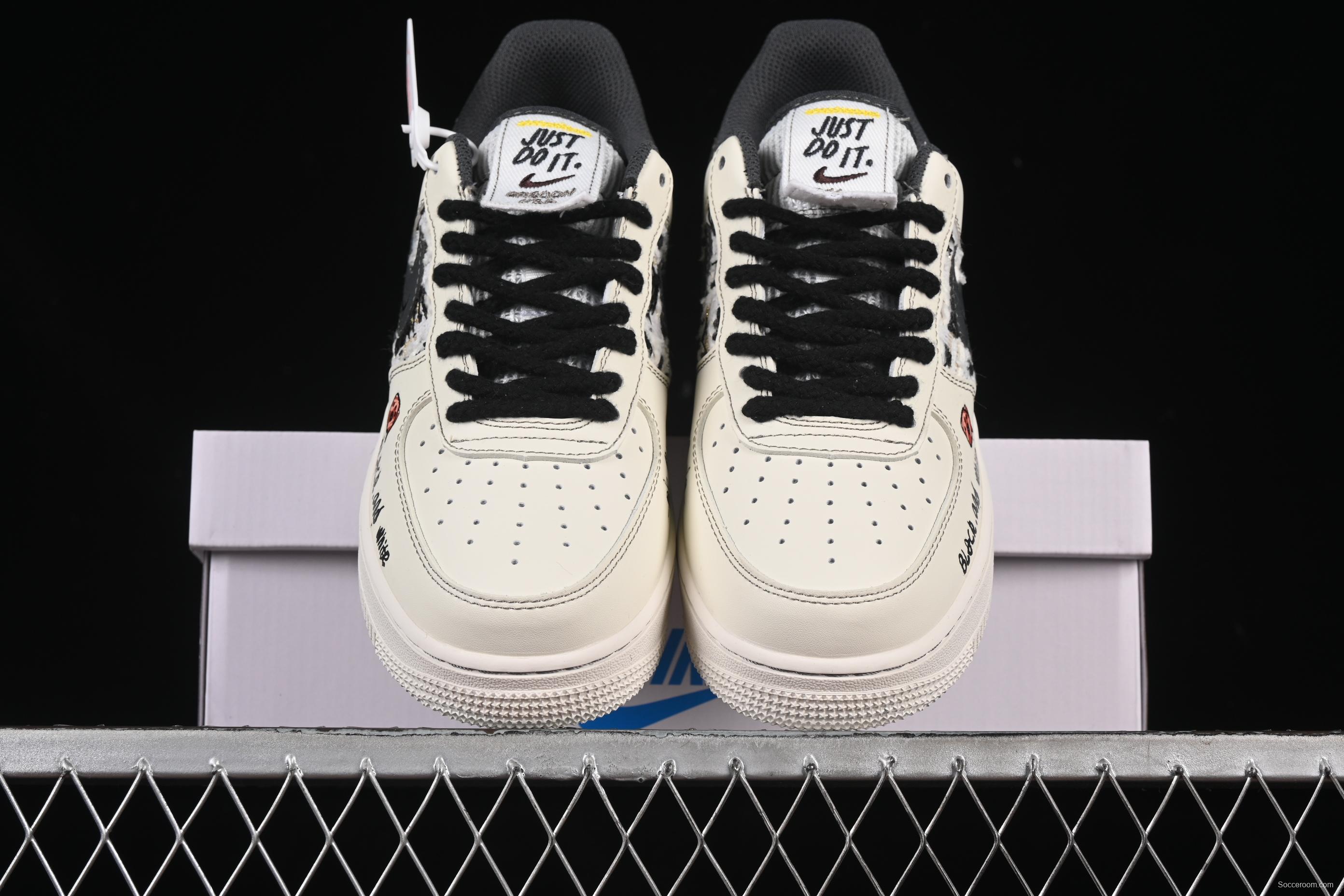 Nike Air Force 1'07 Low Little Black Cat Casual Sneakers - FJ7740-710