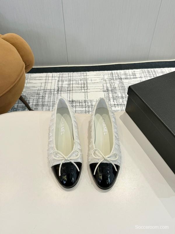 2025 Women Chanel White Black Lambskin Ballet Flats