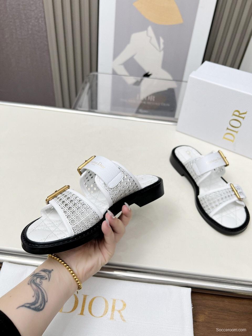 2025 Women Dior White Leather Slippers LY00220
