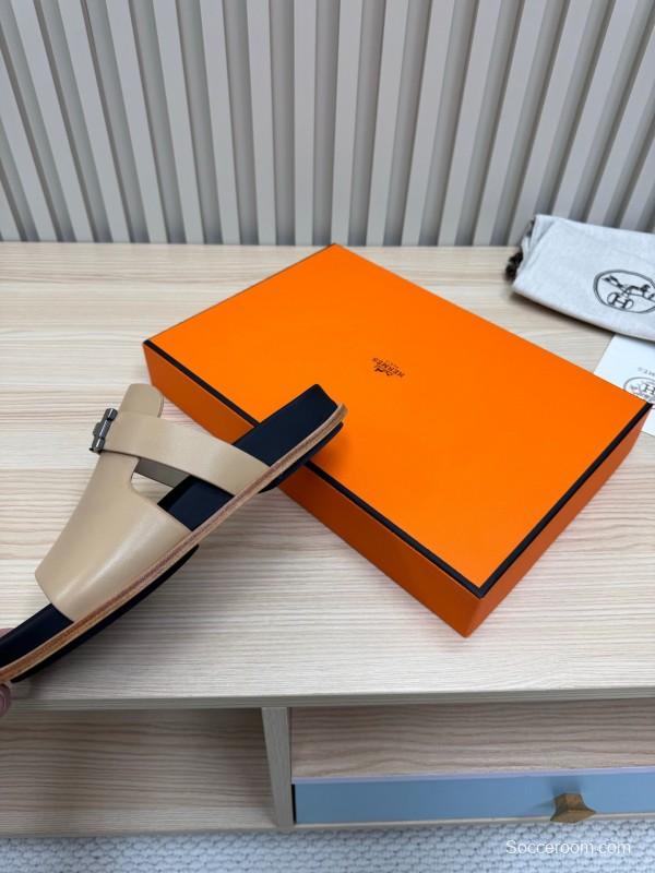 2025 Slippers Hermès Beige Black Leather Slippers