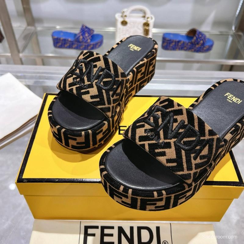 2025 Fendi Black Beige Canvas Platform Slippers