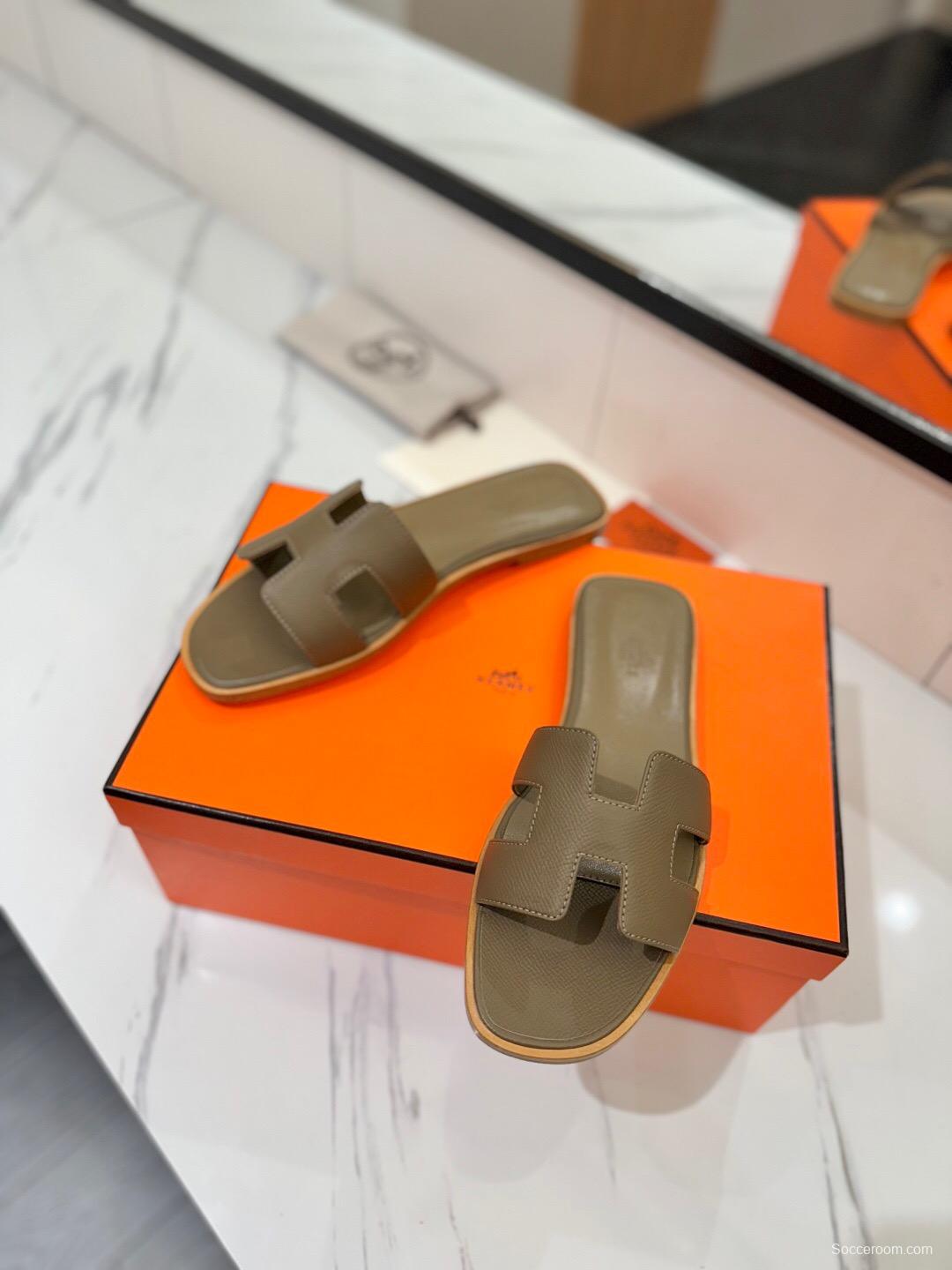 2025 Women Hermès Light Brown Leather Slippers