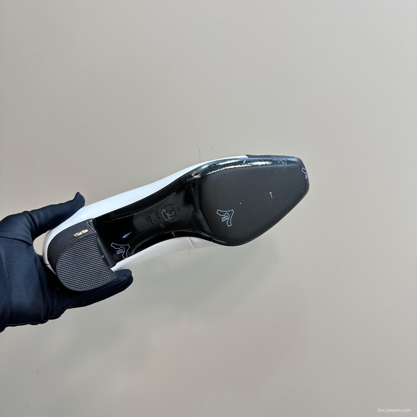 2025 Women Chanel White Black Leather Mary Jane Double Strap CC Logo KFY00290