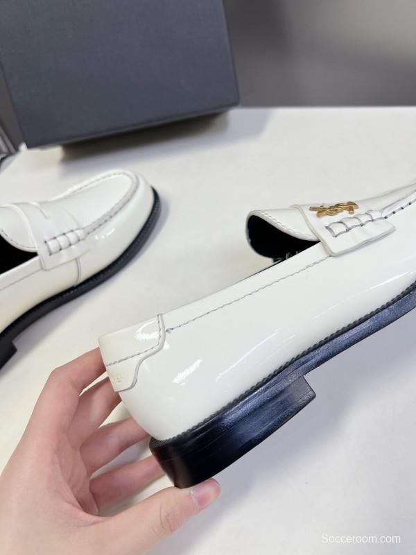 2025 Women Yves Saint Laurent White Leather Loafer KFY00350