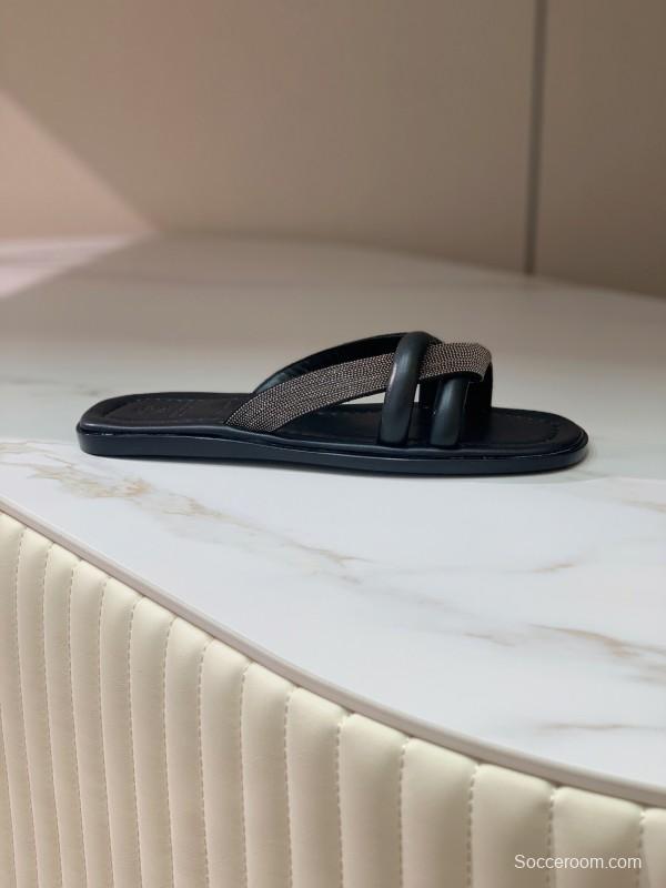 2025 Women Brunello Cucinelli Black Leather Flat Slides With Handwoven Beaded Straps KFY00300 (F)