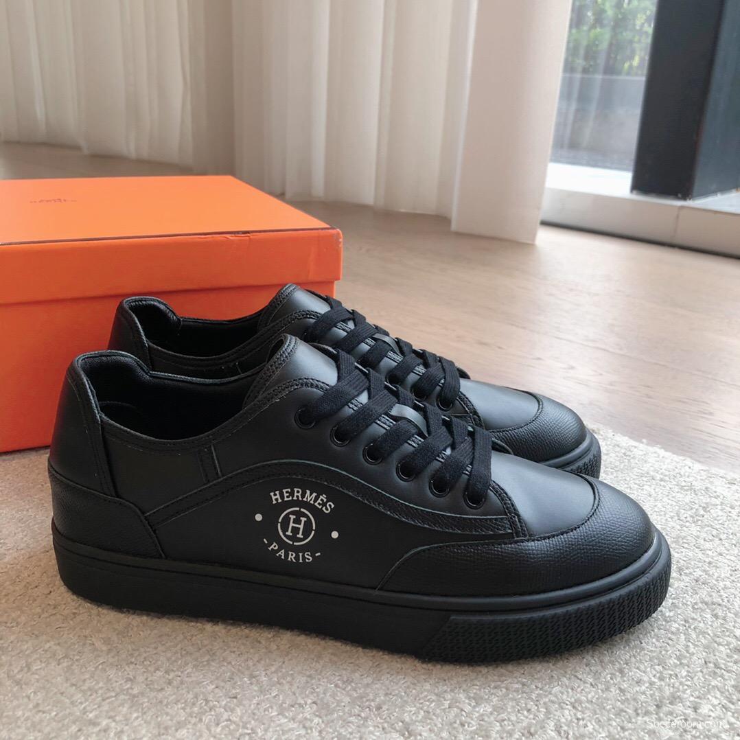 2025 Unisex Hermès Black Leather Sneakers AS00380