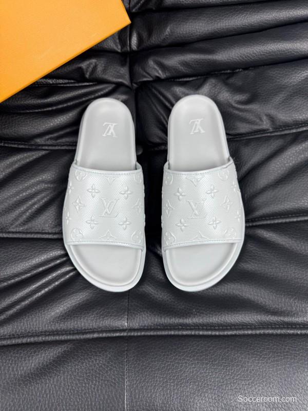 2025 Men Louis Vuitton White Leather Slippers AS00170