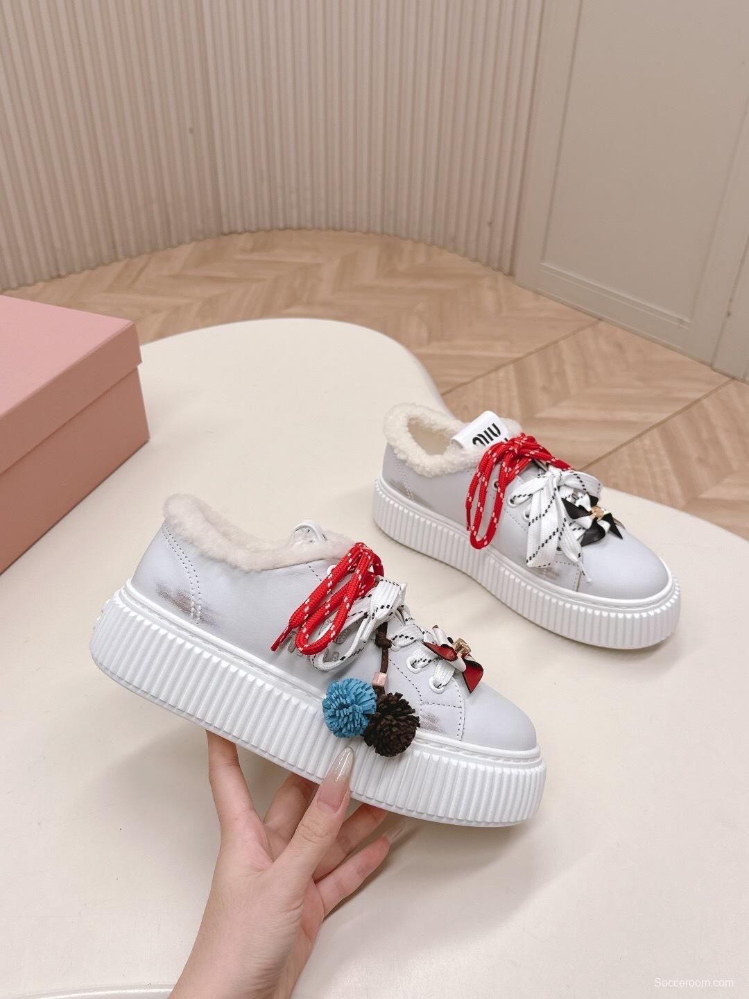 Miu Miu 3D Embroidered Platform Casual Shoes - LY00320/LY00340