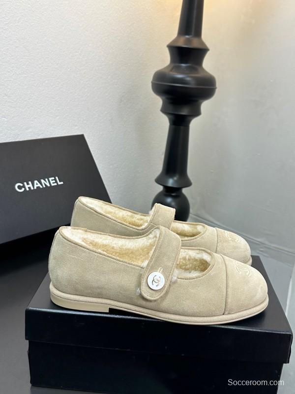 Chanel 2025 SS French Mary Jane Flat Shoes with Fur Trim - KFY00300