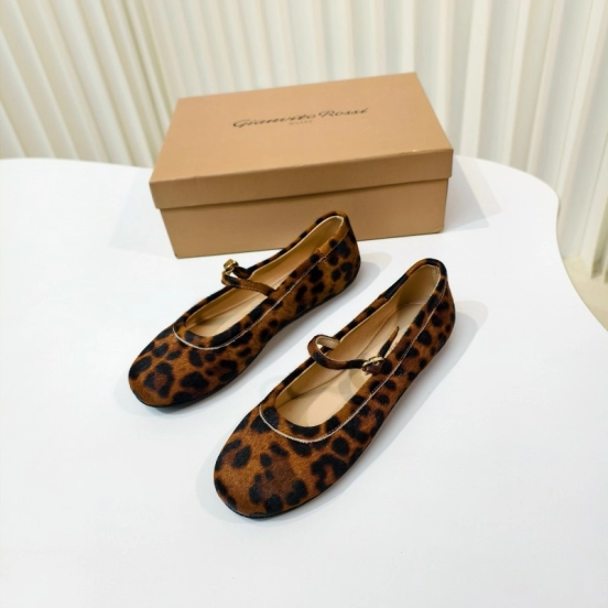 Gianvito Rossi Bohemian Style Flat Ballet Shoes 2025 SS