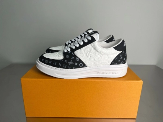 Lv Men's Casual Sports Sneakers Spring Summer 2025 - YC